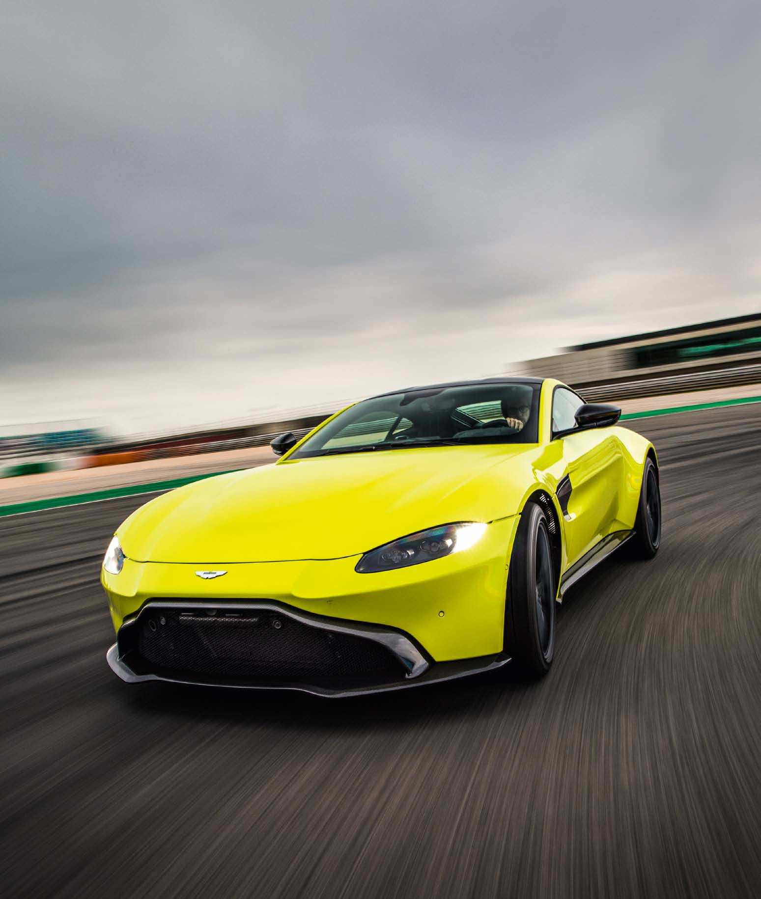 Advantage, Aston