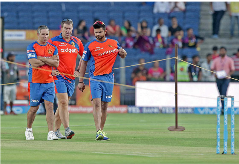 THE GUJARAT LIONS TRIUMVIRATE of coach Brad Hodge, bowling coach Heath Streak and captain Suresh Raina. The team believes in assigning roles to players and breaking the game into phases.