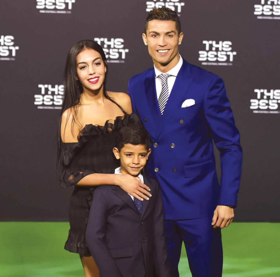 Cristiano Ronaldo 'has started planning his wedding to Georgina Rodriguez