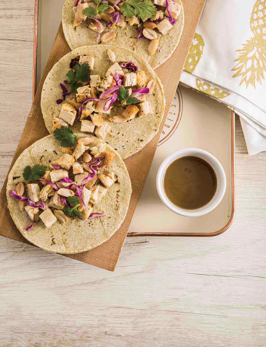 TACOS DE POLLO ESTILO THAI