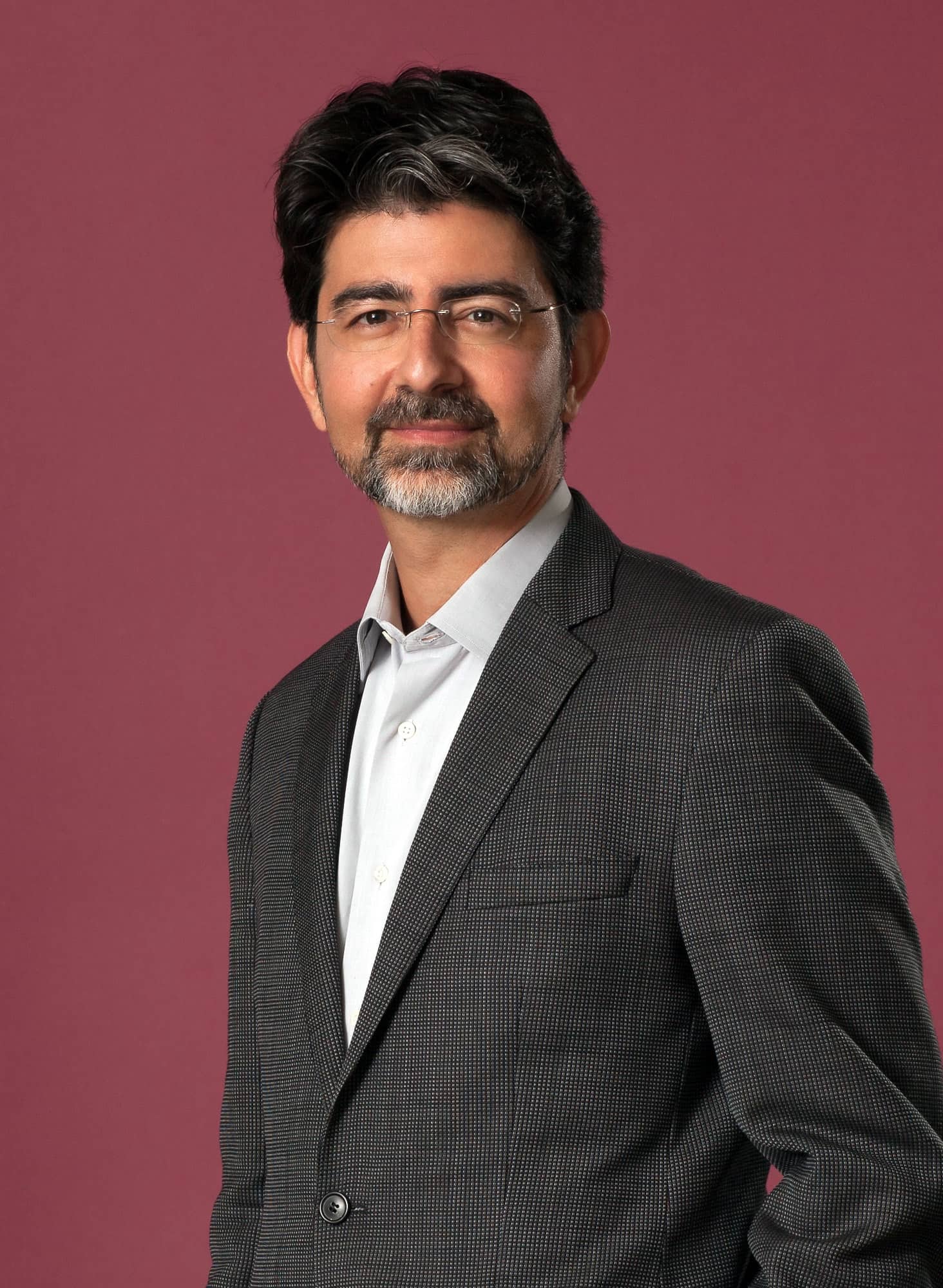 PIERRE MORAD OMIDYAR FOUNDER OF eBay