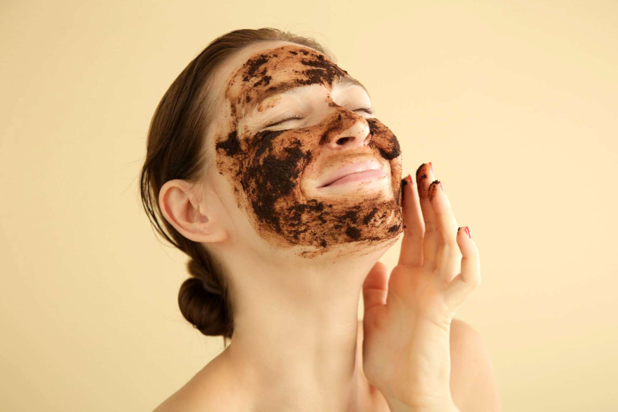 Easy DIY Face Pack To Try This Spring