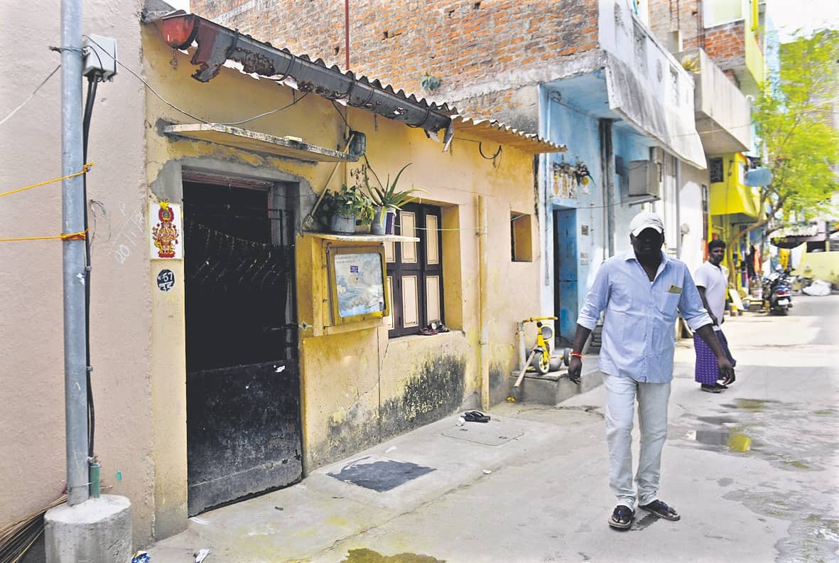 NIA Raids 20 Places Looking For ISIS Links; Phones Seized