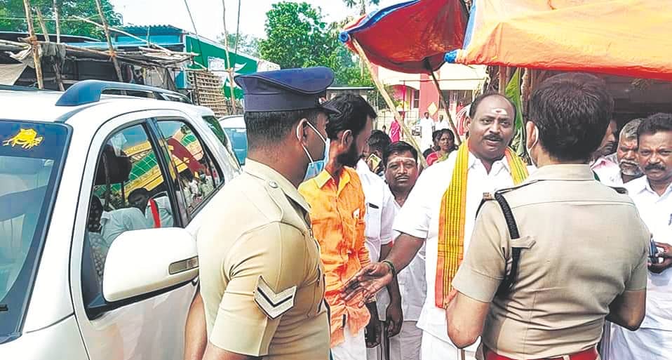 BJP Cadre Protest Against Thirumavalavan, Arrested