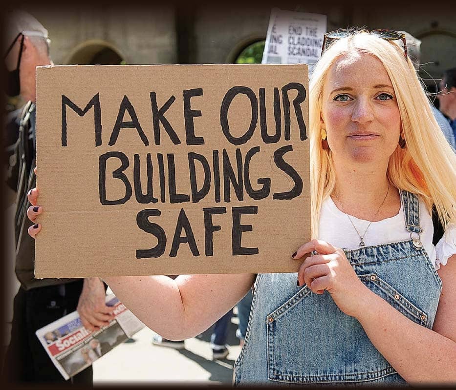 Roar from the cladding crowd