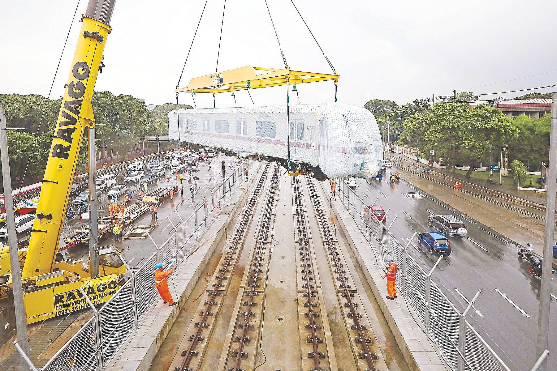 Train set installed at MRT-7