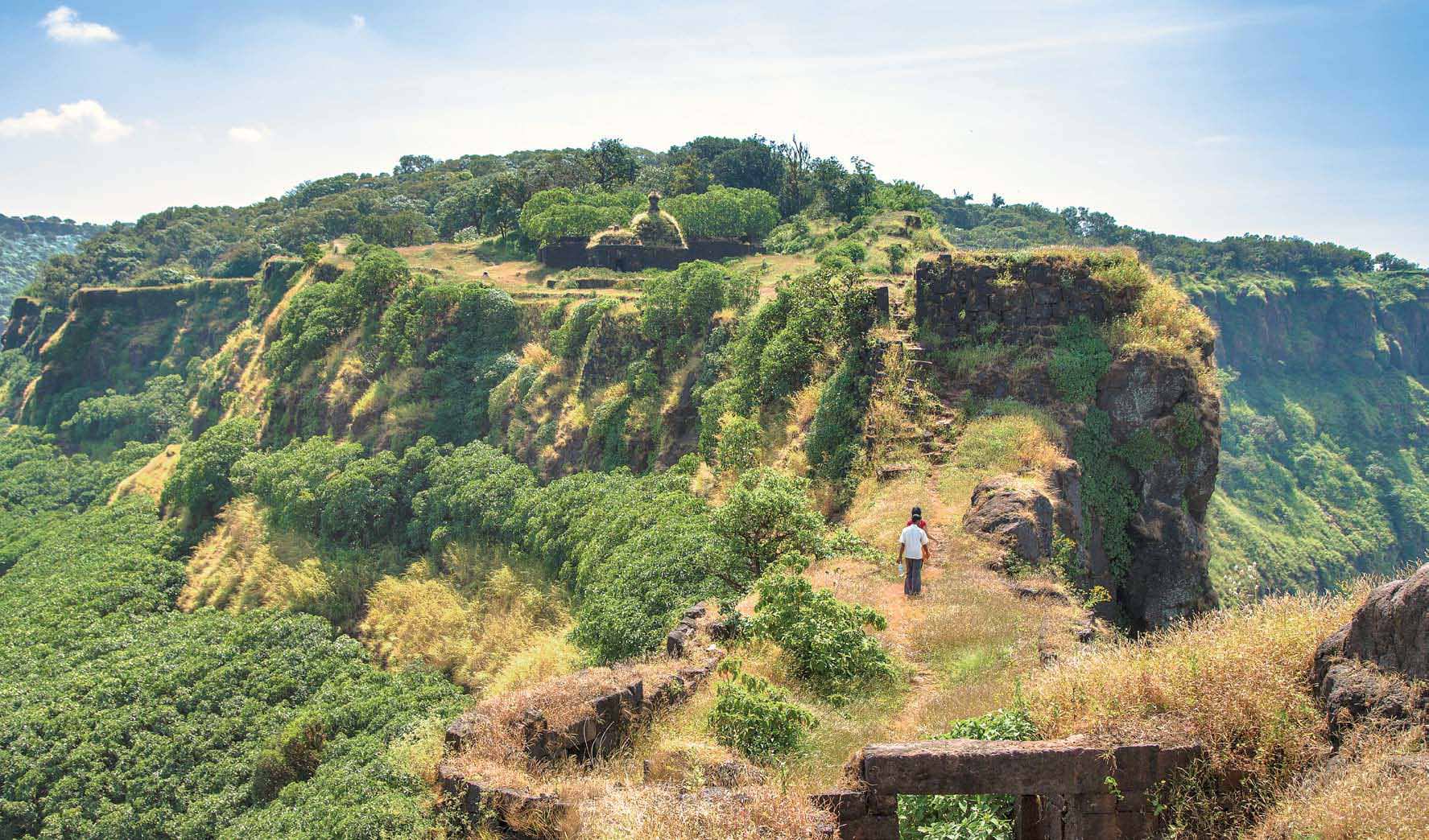 Trek Up To Vasota Fort, Satara, Maharashtra