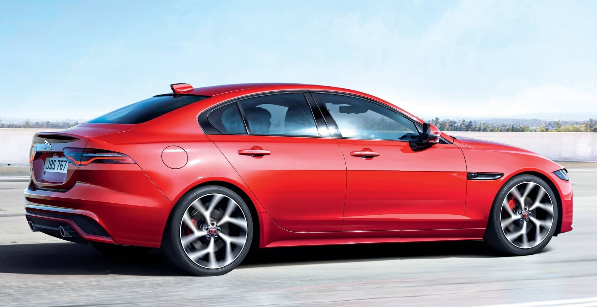 Jaguar XE - Nuevos Alicientes