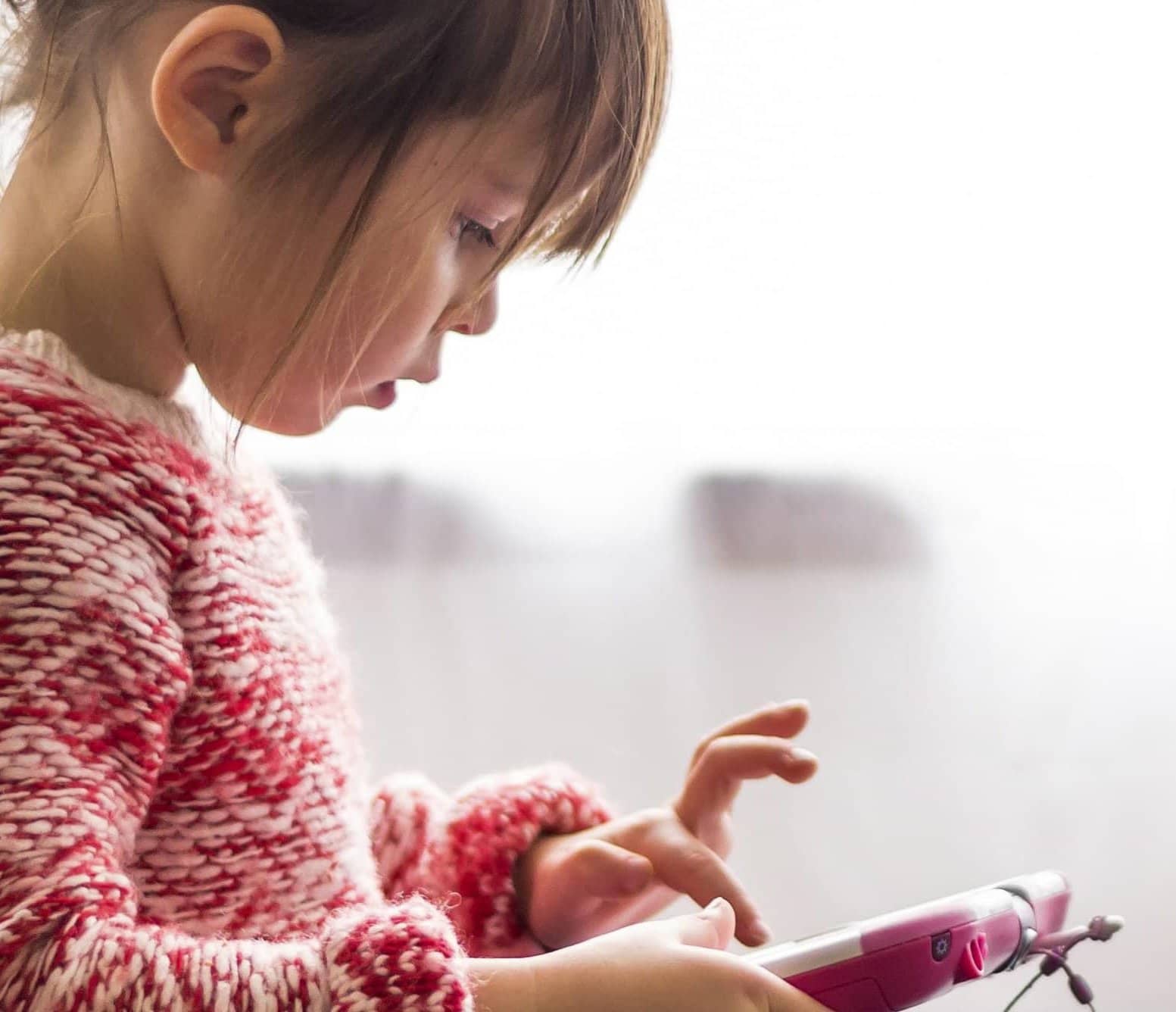 UN No Screen Time For Babies; Only 1 Hour For Kids Under 5